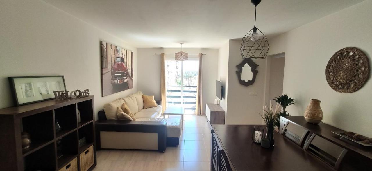 Huelin House Beach And Sun, Con Parking Y A 500 Metros De La Playa Apartment Malaga Exterior photo